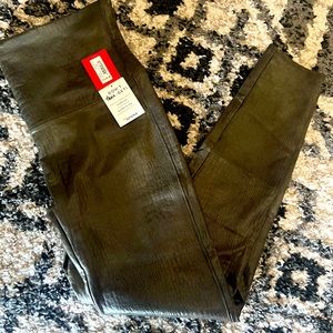 Spanx faux leather croc leggings 1x army green